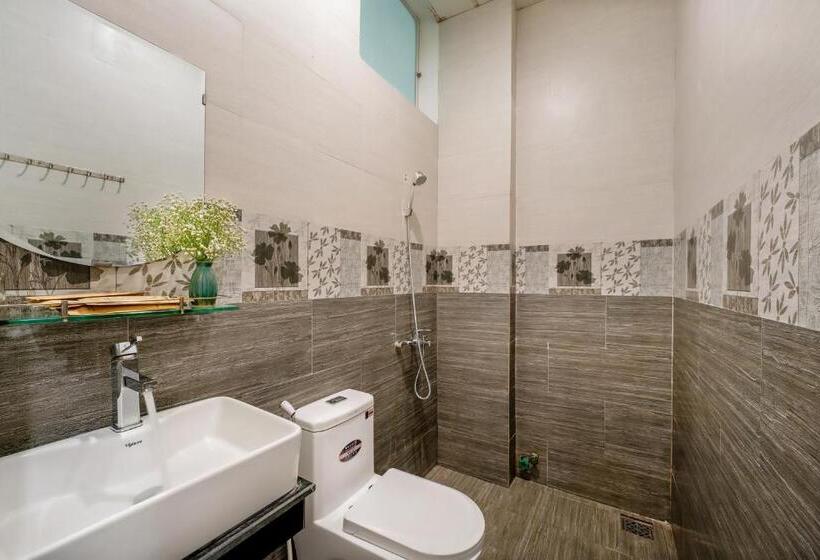 اتاق لوکس با بالکن, Sam Sam Homestay