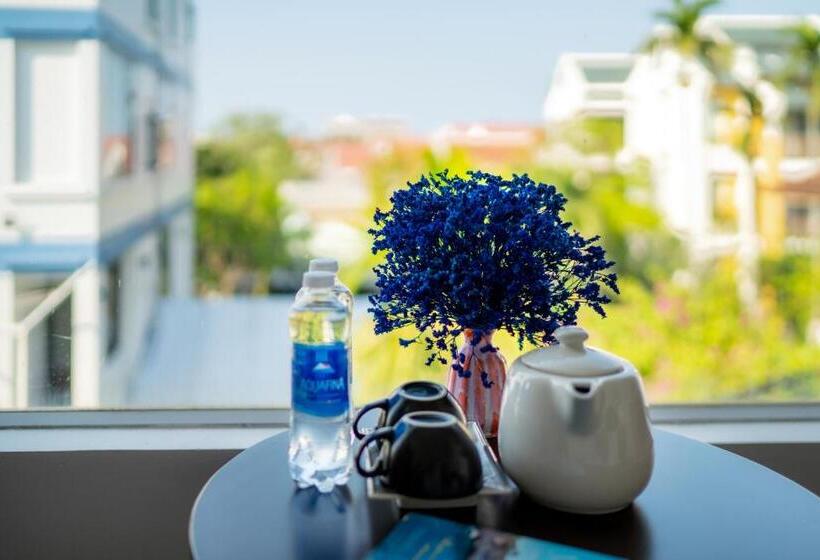 اتاق لوکس با بالکن, Sam Sam Homestay