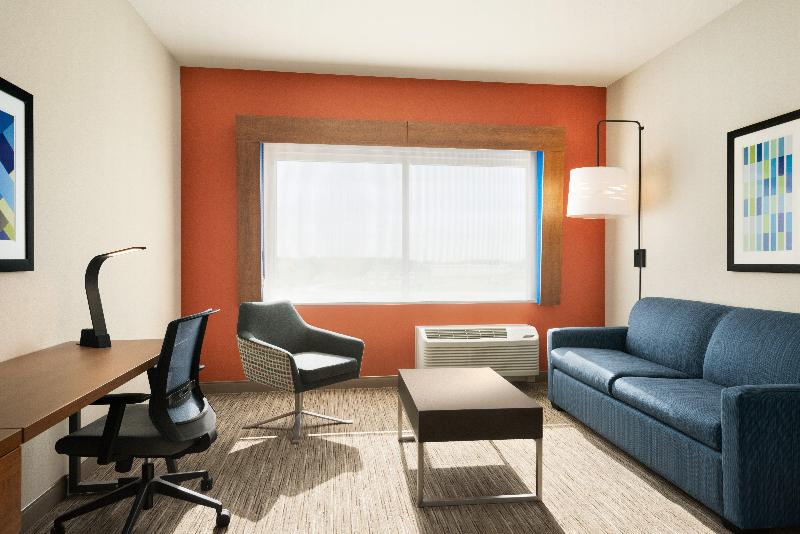 Люкс Кровать Кинг, Holiday Inn Express & Suites   Beaver Dam, An Ihg