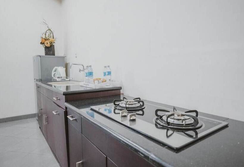 스위트, Reddoorz Premium @ Jalan Pal 10 Jambi