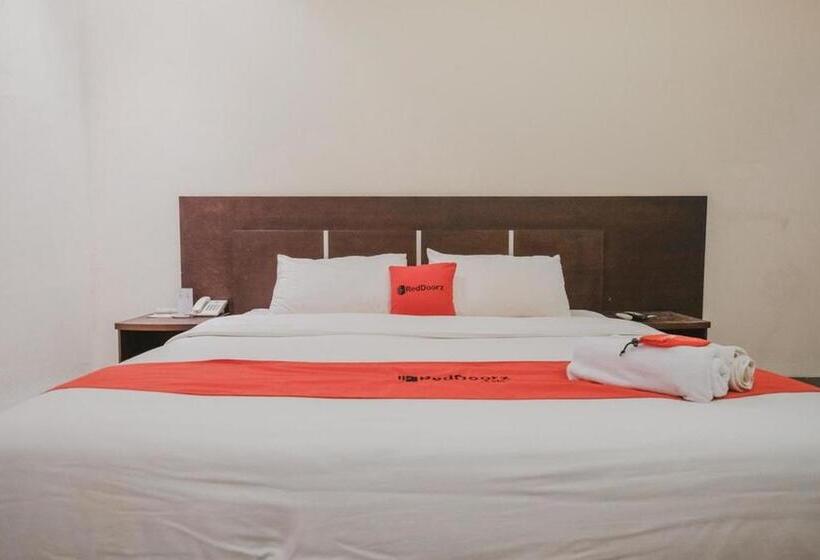 스위트, Reddoorz Premium @ Jalan Pal 10 Jambi