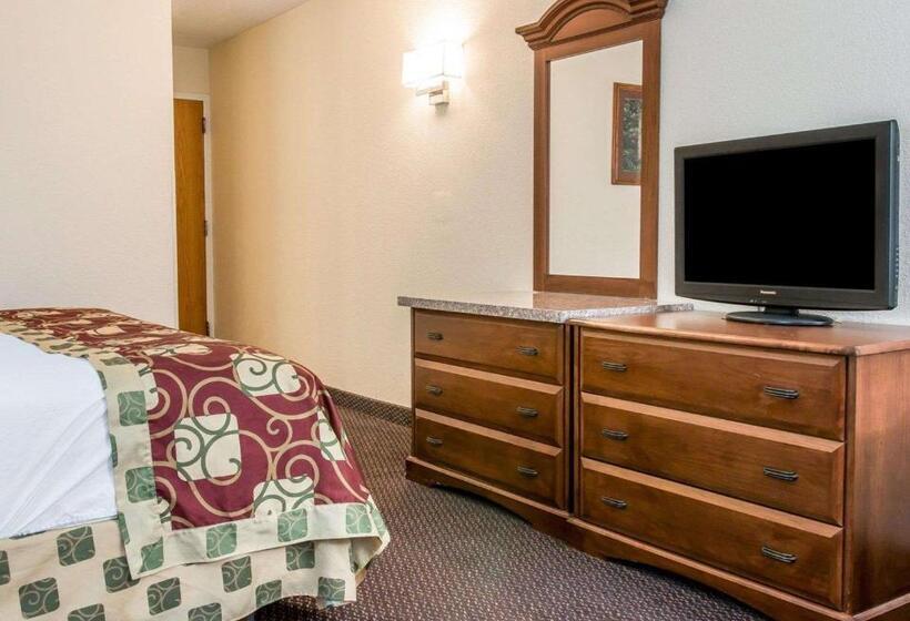 适合残疾人士使用的带超级大床的标准间, Clarion Inn I94 Near Expo Center