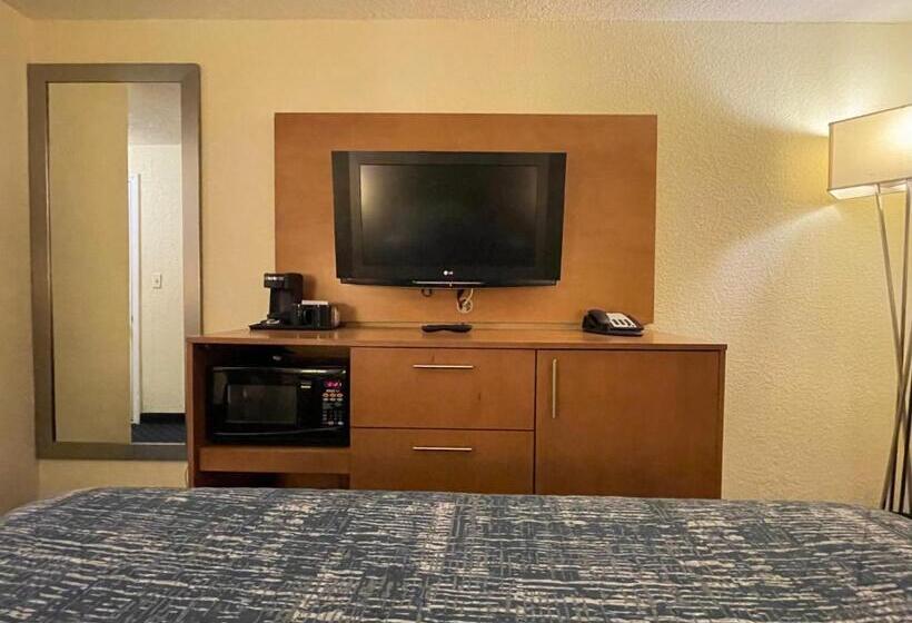 Номер Стандарт Вид на Озеро, Lakeside Inn