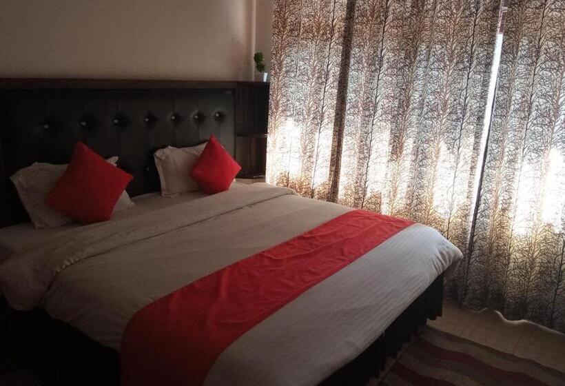 발코니 디럭스 룸, Vella Marina Group Of Hotel Ravine