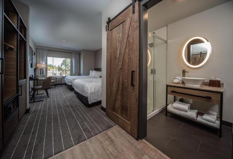 Номер Стандарт, Windrow Downtown Ellensburg