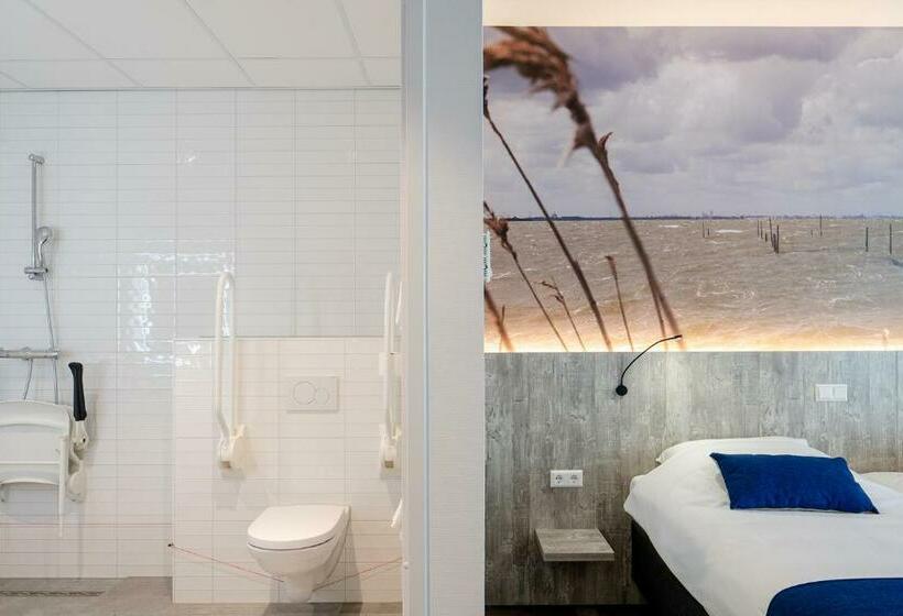 Номер Superior, Ibis Styles Almere