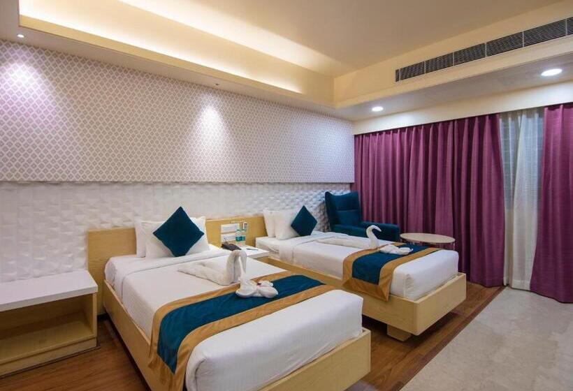 سوییت جونیور, Ziona Luxurious