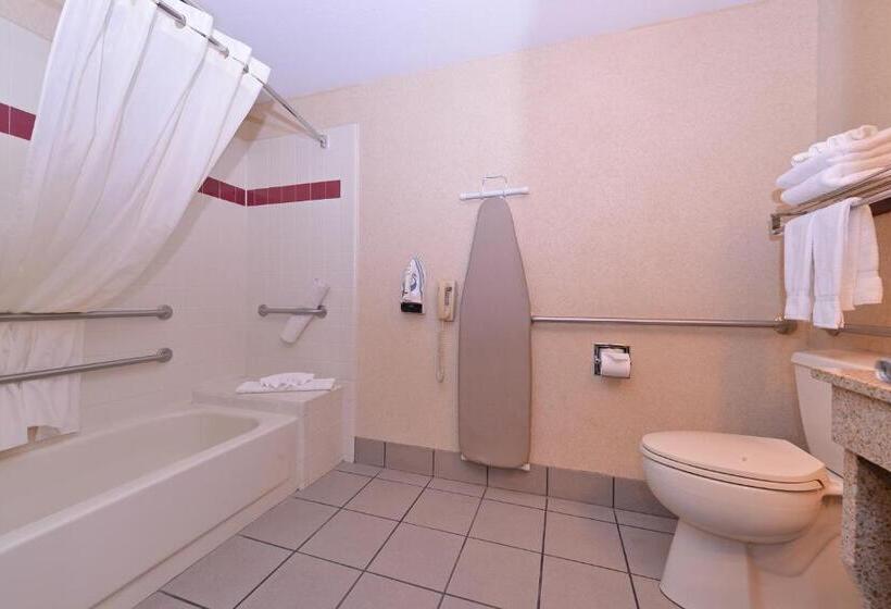 장애인을 위한 스탠다드 룸, Best Western Plus Rama Inn