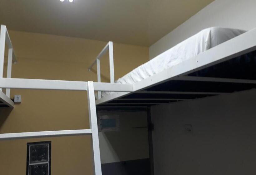 اتاق خانوادگی با سرویس بهداشتی مشترک, Sapucali Privative Hostel