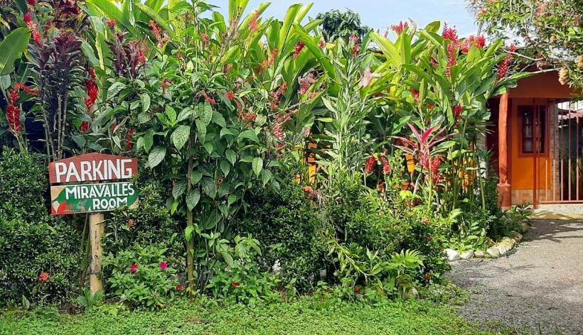 Семейный Номер Вид на Сад, Jardin Entre Montañas