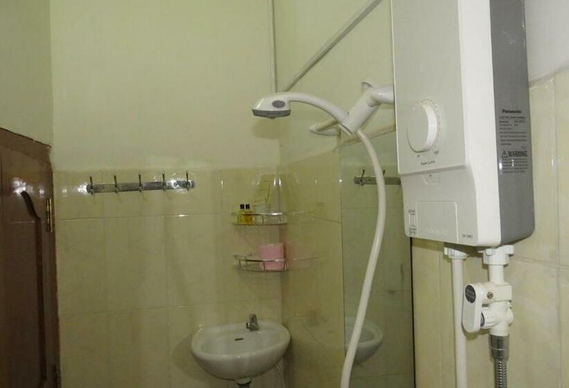 اتاق خانوادگی, Sorya Guesthouse & Dolphin Tours