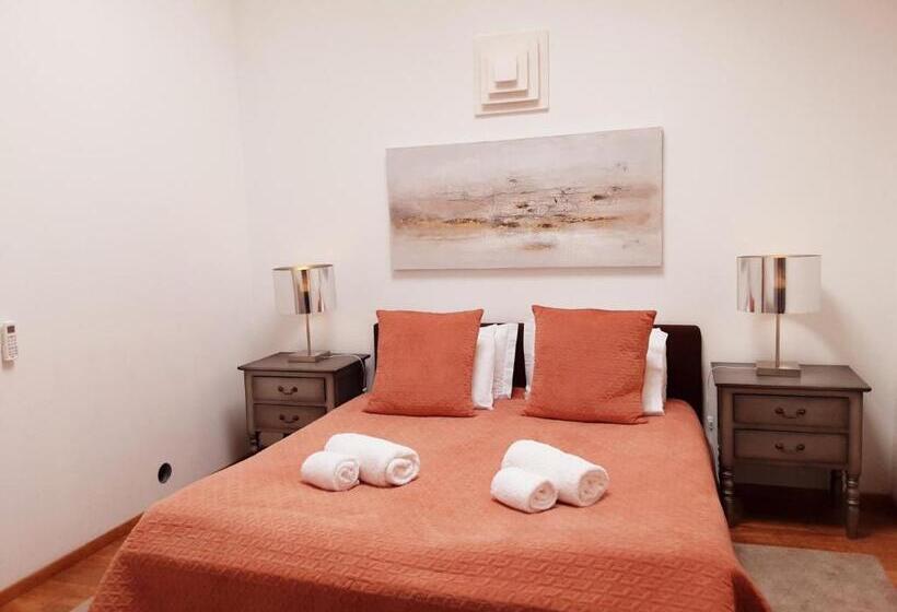 Quarto Dúplex, Villa Zawaia B&b