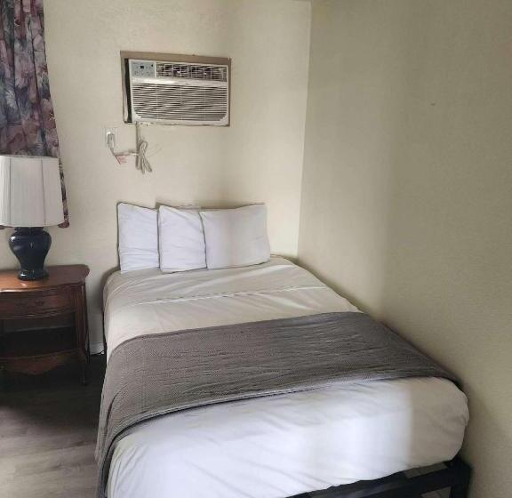 Семейный Номер, Yankee Clipper Resort Motel