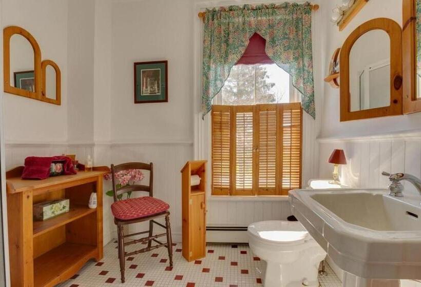 Номер Стандарт, Our Space The Perfect Place B&b
