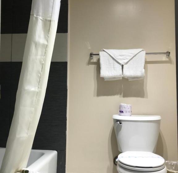 자쿠지 스위트, California Inn And Suites Bakersfield