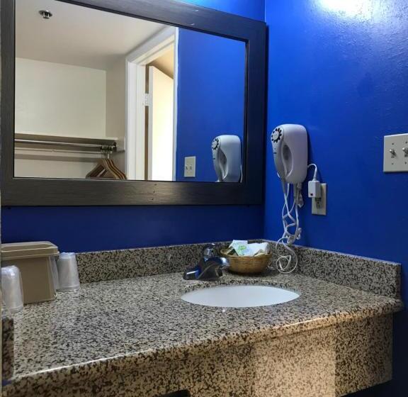스탠다드 룸 더블 침대 2개, California Inn And Suites Bakersfield