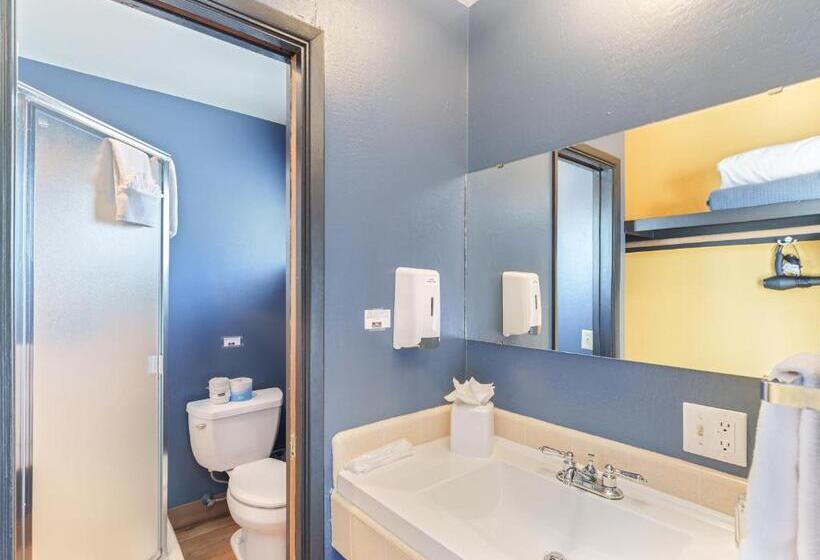 Стандартный Номер Кровать Кинг, Carmel River Inn