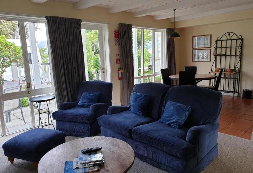 Апартаменты 1 Спальня Вид на Море, The Bruce Waterfront Apartments By Avi