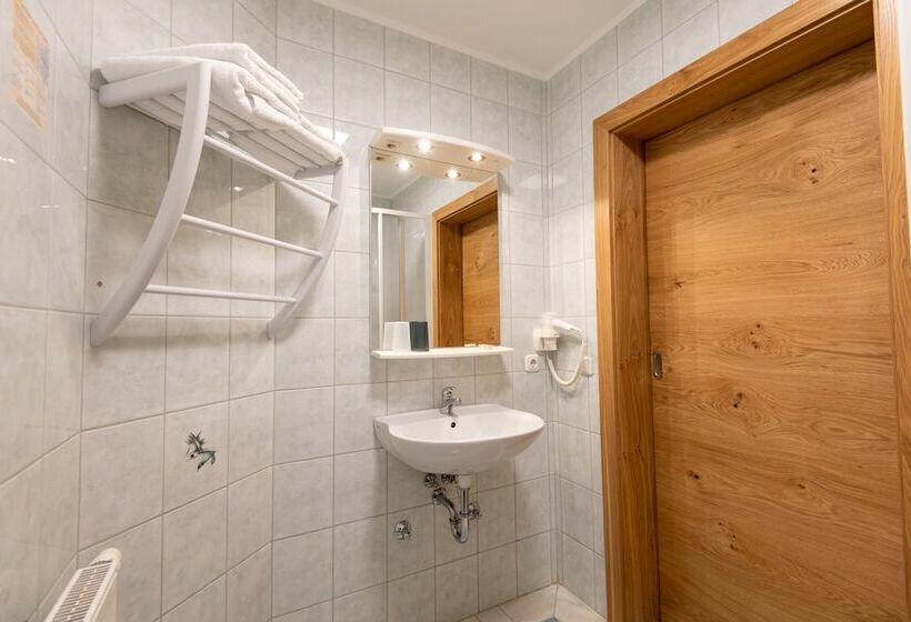 Номер Стандарт, Genussgasthof Willenshofer