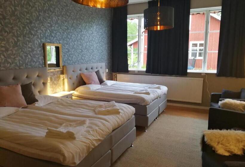 Номер Стандарт Четырехместный Совместный Санузел, Sjugare Gård Bed & Breakfast