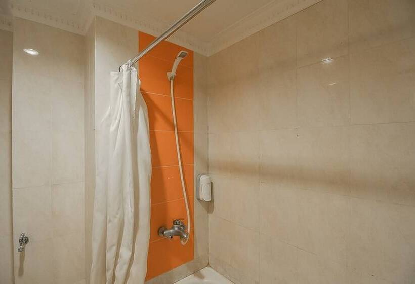 스위트, Reddoorz Premium Syariah @ Semarang City Center