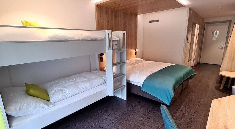 Семейный Номер, Sleep&stay   Self Check In
