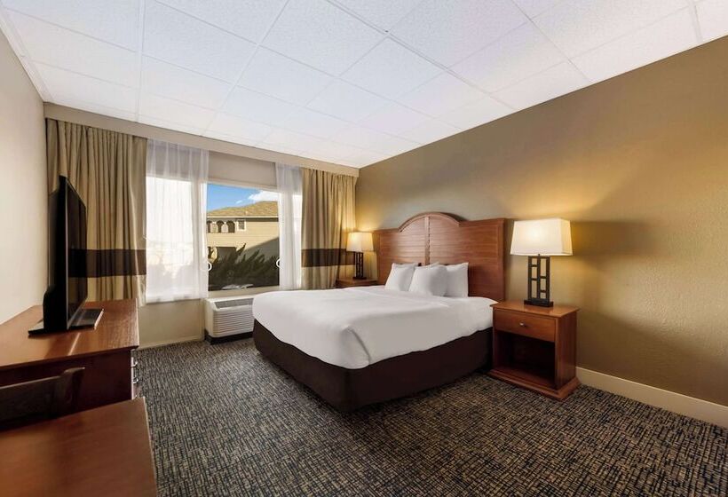 Номер Стандарт Кровать Кинг Адаптированный для Инвалидов, Comfort Inn South Oceanfront