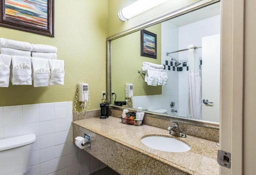 سوییت, Quality Suites North