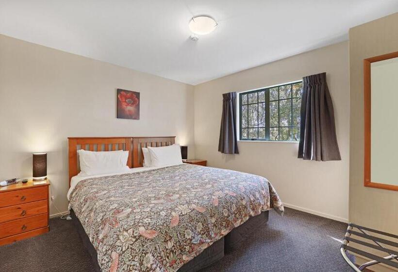 آپارتمان 2 خوابه, Denton Park Motel