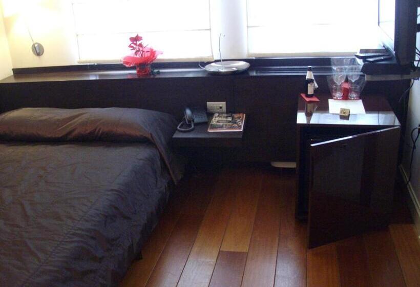 Номер Стандарт, Kokoshkovata Boutique House