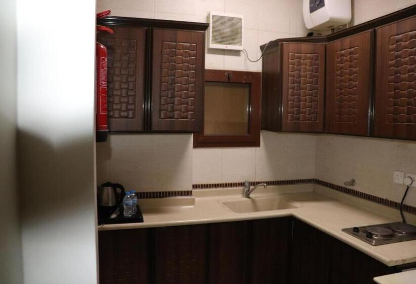 Апартаменты 2 Спальни, Yanbu Inn Residential Suites