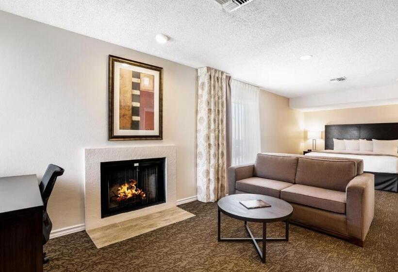 Standard-studio, Chase Suite  El Paso