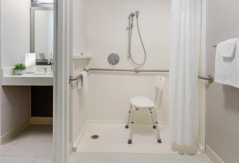 Стандартный Номер Кровать Кинг, Courtyard Manchesterboston Regional Airport
