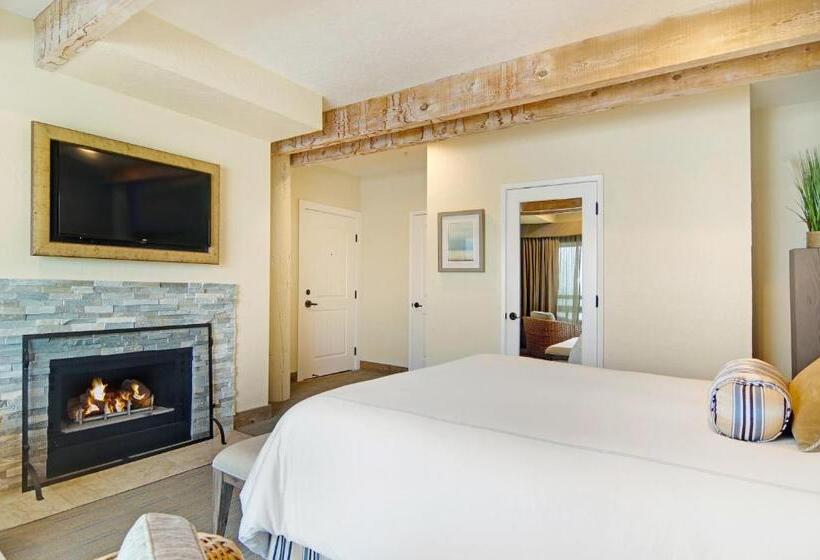 Номер Премиум, Cypress Inn On Miramar Beach