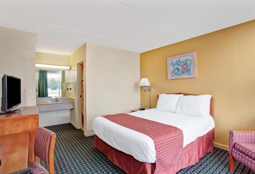 스탠다드 룸, Days Inn By Wyndham Clarksville Tn