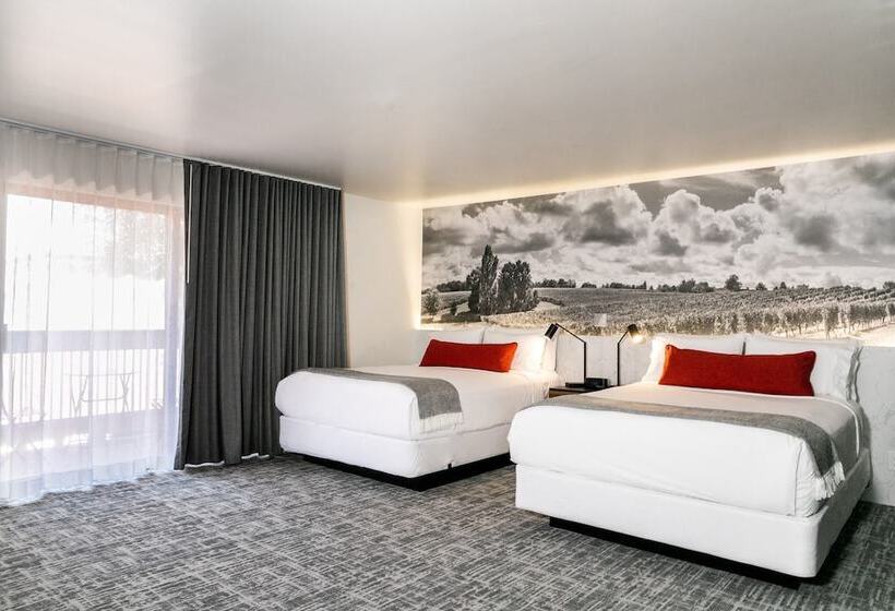 Номер Стандартный Кровать Куин, Vinland Hotel And Lounge