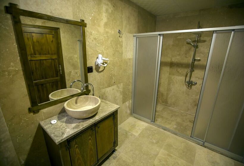 Standard Triple Room, Cappadocia Elite Stone House