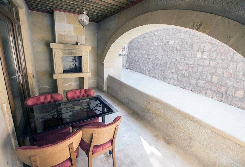 Standard Triple Room, Cappadocia Elite Stone House