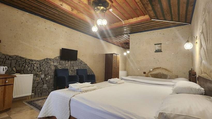 Standard Triple Room, Cappadocia Elite Stone House