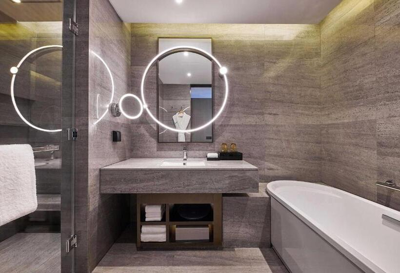 Номер Клуб, The Westin Zhongshan Guzhen