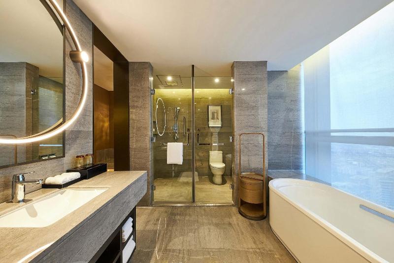 Номер Клуб Кровать Кинг, The Westin Zhongshan Guzhen