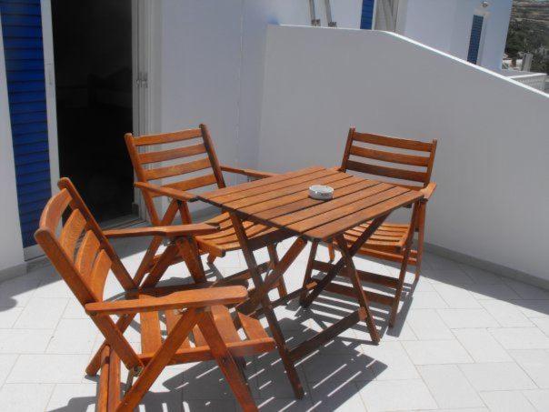 اتاق استاندارد سه نفره, Golden Star Rooms