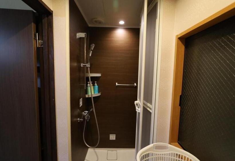 غرفة قياسية رباعية, Onsen & Garden Asante Inn