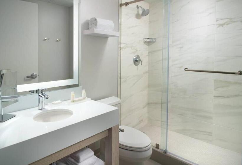 Стандартный Номер Кровать Кинг, Courtyard Miami Coconut Grove