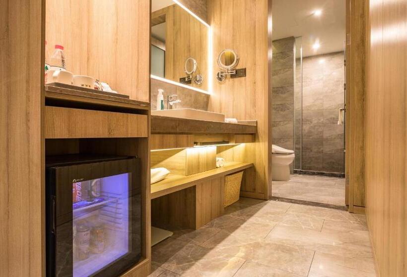 Номер Стандарт, Atour Hotel Weihai City Center