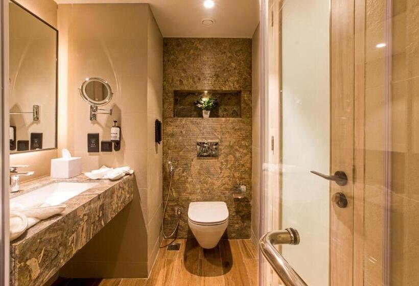 اتاق استاندارد با تخت بزرگ, Regenta Sgs Greenotel  Lonavala