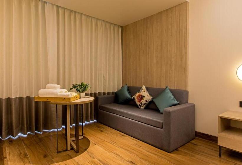 مجموعه ویستا شهر, Regenta Sgs Greenotel  Lonavala