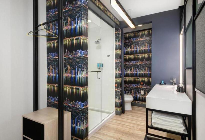 Люкс Кровать Кинг, Aloft Cincinnati West Chester