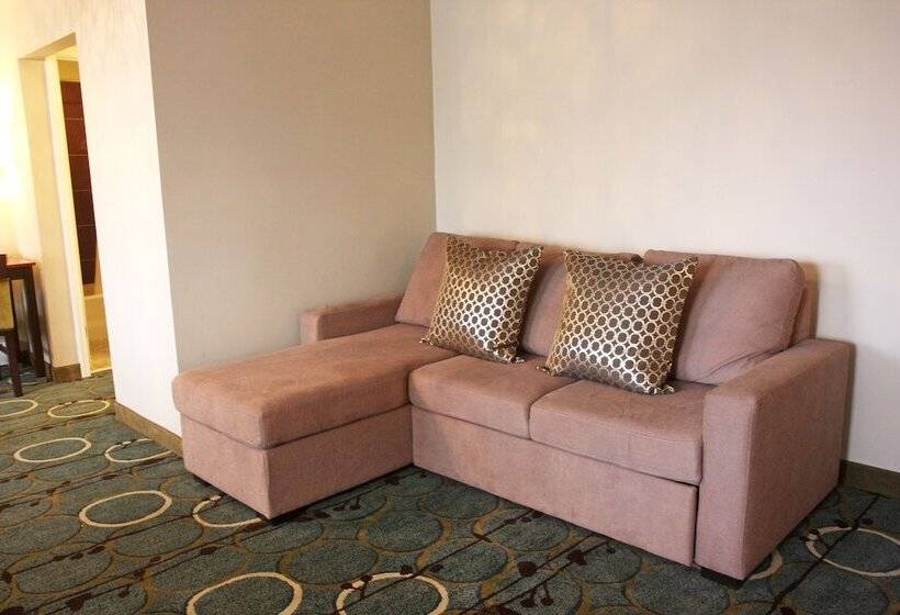 Family Suite, Gateway Inn And Suites