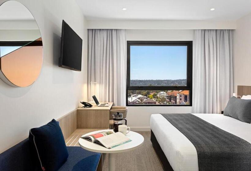 Студия Стандарт, Quest Joondalup